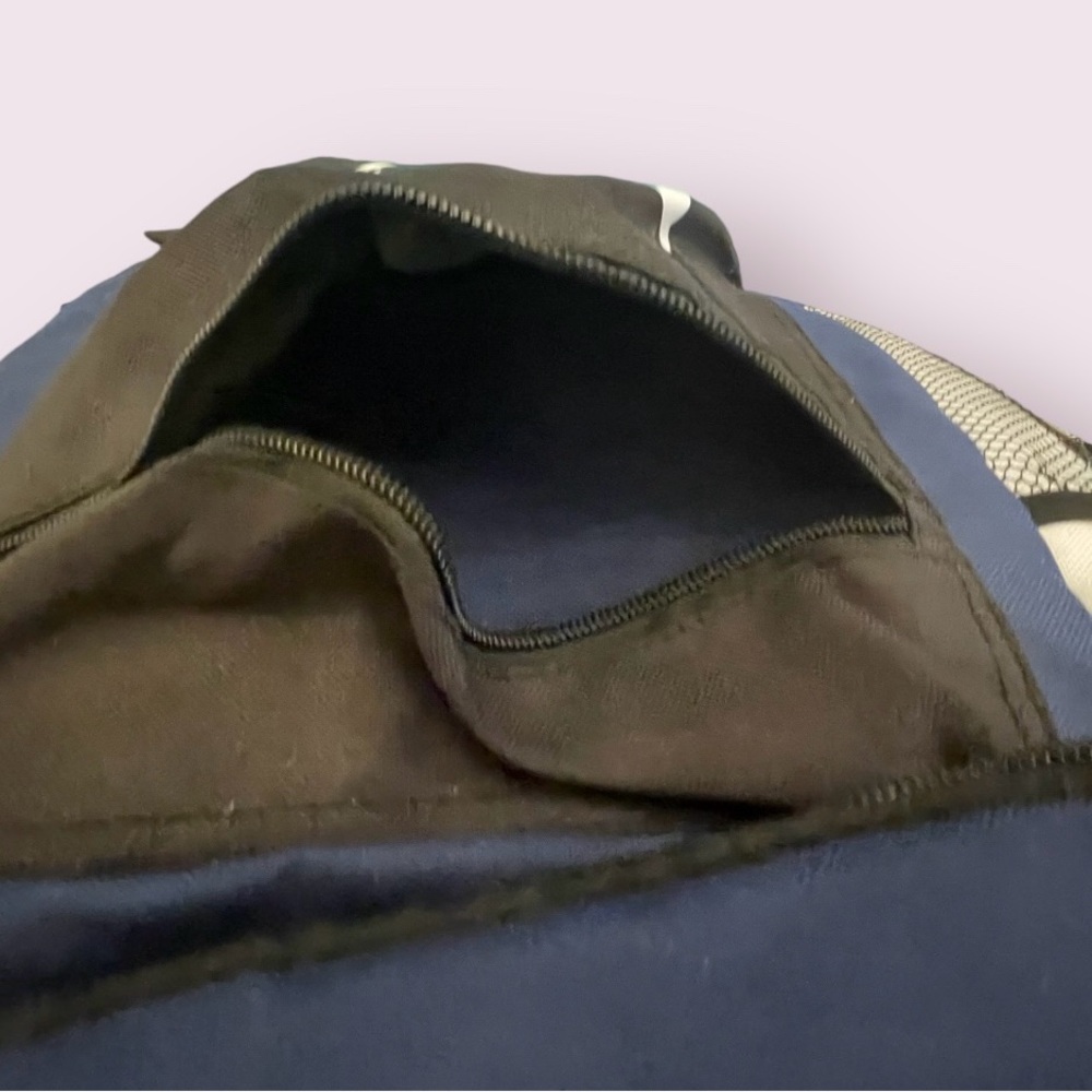 BKE Backpack - Picture 2 of 6